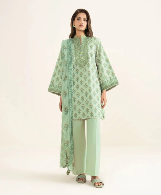 3 Pcs Women's Unstitched Printed Suit