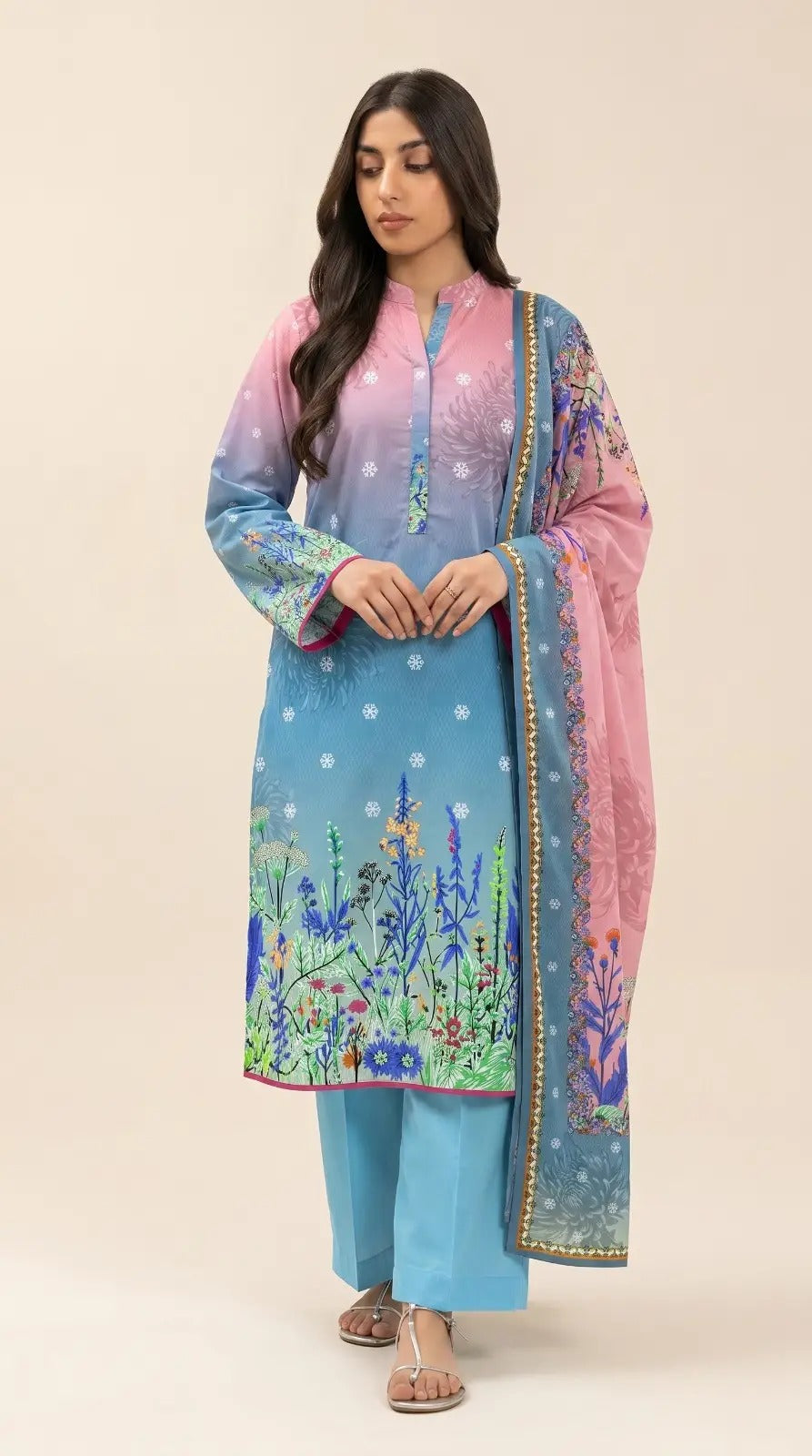 3 Pcs Women's Unstitched Printed Suit